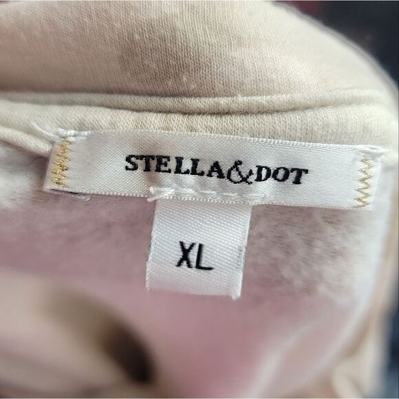 STELLA & DOT Camo Sweatshirt - Picture 8 of 9